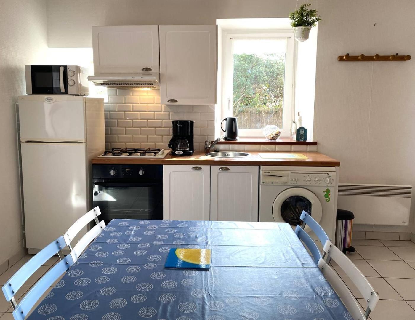 Maison Bretonne A 200m De La Superbe Saint-guirec A Ploumanac'h - Ref 328 Villa Perros-Guirec