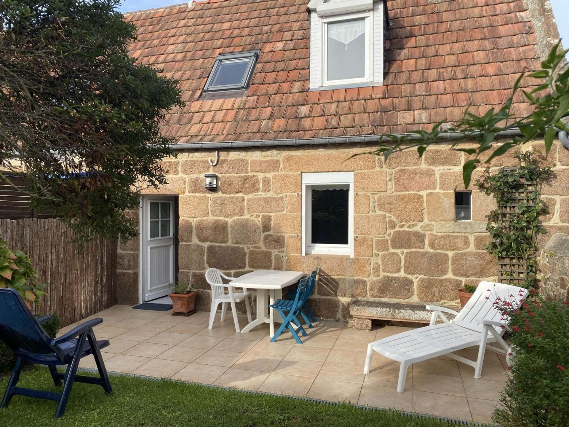 Maison Bretonne A 200m De La Superbe Saint-guirec A Ploumanac'h - Ref 328 * Perros-Guirec